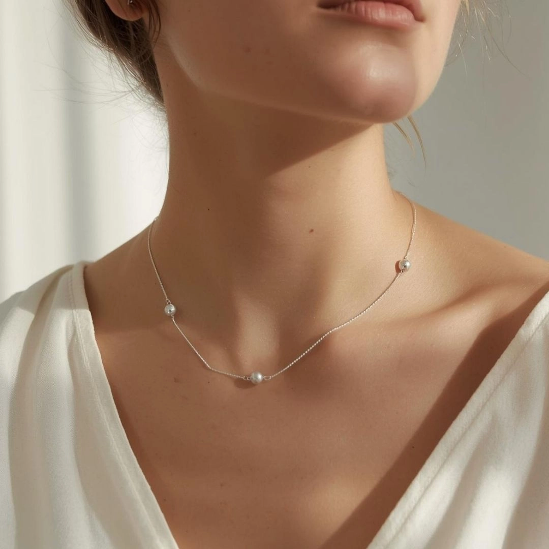 Günlük Hayatta Gümüş Takı Kullanımı: Şıklığınızı Tamamlayan 7 Öneri