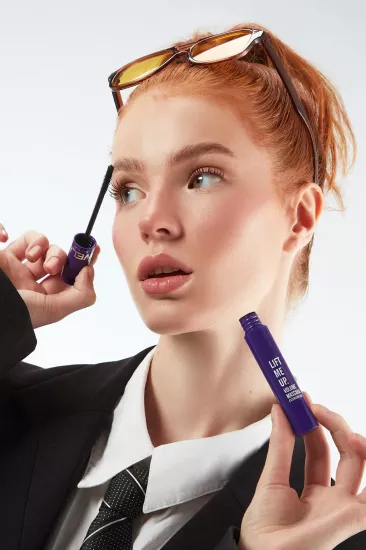 New Well Lift Me Up Volume Mascara 8 ml – Yoğun Hacim